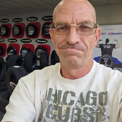 Tonykarraz's profile picture.