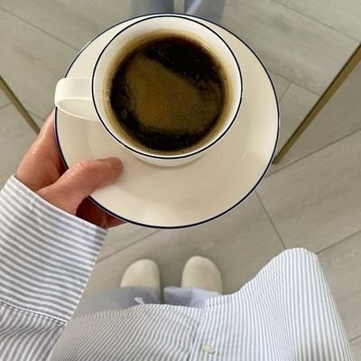 lcobzyy's profile picture. 