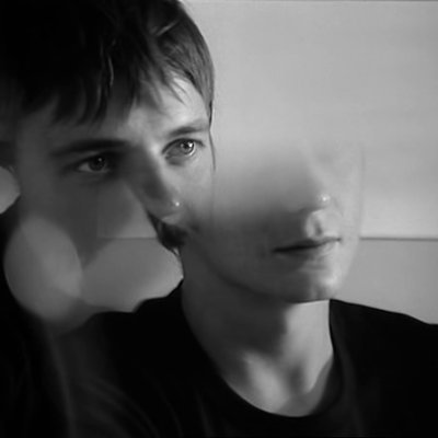 es_beelzebub's profile picture. mühendis-sosyalist NO PASARAN!