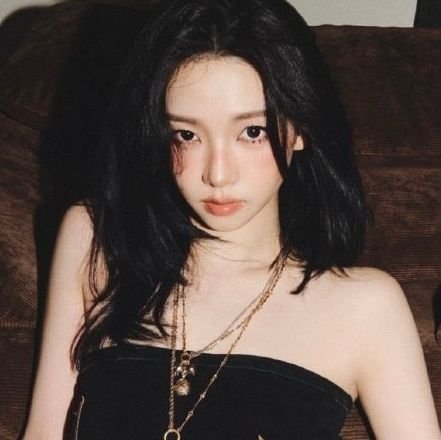 ianjeonyg's profile picture. Main character energy, Karina
