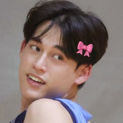 halfangelbaby's profile picture. in my #jossgawin & #tingmeen era