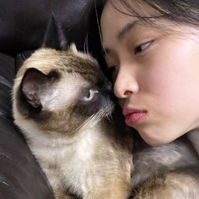 haezalnut's profile picture. ☁️ daily dose of sunshin 🌻🌼