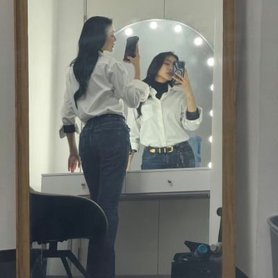 Topfaii's profile picture. Faye my left vertical 

 She/her