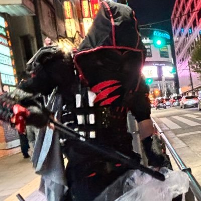 HELL_RLSH's profile picture. この現実世界でスーパーヒーローを自称し、ポイ捨てゴミ(ヴィラン)をこの世から根絶する為に戦う俺の名は、ダークジャッカー。チーム→@R1HEROs ※かつてのアカウント、乗っ取られ悪事に使われてしまったので皆の力を借りて凍結させた。→@HELLHER0