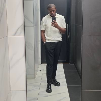 sduduzo_g's profile picture. Life is good