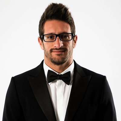 infarruco's profile picture. dramaturgo, actor de doblaje, carretillero y apasionado de la ciencia 🇵🇸