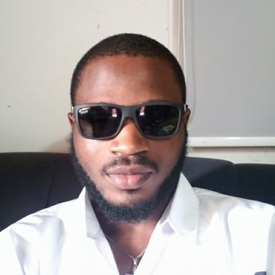 tobisaac_'s profile picture. maxi°▪︎𝒰𝓈ℯ𝓇 𝒾𝓃𝓉ℯ𝓇𝒻𝒶𝒸ℯ 𝒹ℯ𝓈g𝓃𝓇 ▪︎ visual artist