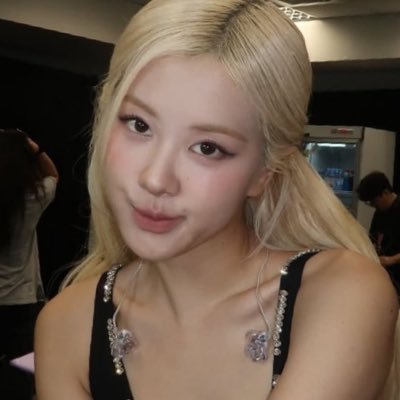 s2ooya's profile picture. ⠀ ⠀ ⠀ ⠀ 𑵅 ⠀ ⠀⠀ ⠀ +82 some miracle