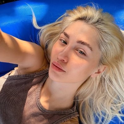 anyfrolove's profile picture. 🌸 Crypto Baby | 🌐 I loot airdrops here  
🚀 Exploring ETHERIUM L2 and Memecoins  
📍 Batumi | Georgia