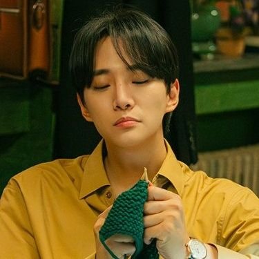 Love_junho0125's profile picture. 想告诉你全世界最好的李俊昊💛