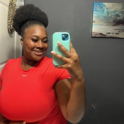 Harshley241339's profile picture. 𝔹𝕖𝕒𝕦𝕥𝕚𝕗𝕦𝕝 𝕗𝕒𝕔𝕖𝕤 𝕒𝕣𝕖 𝕖𝕧𝕖𝕣𝕪𝕨𝕙𝕖𝕣𝕖 𝔹𝕌𝕋 𝕓𝕖𝕒𝕦𝕥𝕚𝕗𝕦𝕝 𝕞𝕚𝕟𝕕𝕤 𝕒𝕣𝕖 𝕙𝕒𝕣𝕕 𝕥𝕠 𝕗𝕚𝕟𝕕 💎🧠