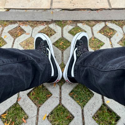 ghigliottinaa's profile picture. 🇹🇷 
Kyk da yaşam mücadelesi