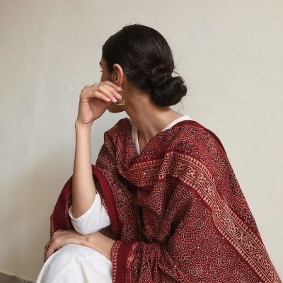 UnchainedS42070's profile picture. Overly Emotional and Hopelessly Romantic | Poems, Love & Life.