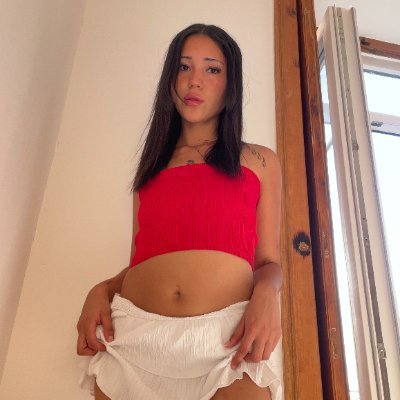 ButlerMaria11's profile picture. Don’t study me—you’ll fail the test 💅😉