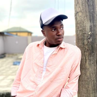 Tunmise55732211's profile picture. Living with the melody