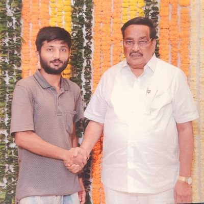 NarendraBhakt10's profile picture. स्वयंसेवक ( RSS ) 🚩 🇮🇳
सरस्वती उपासक 🕉🙌
STUDENT OF THE YEAR-2020 🏆💪 
HARD WORK FOR ( UPSC ) ✨️ DREAM :- IPS OFFICER 🫡