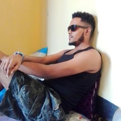 AlazarMihi70150's profile picture. 