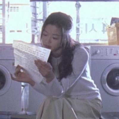 fleetingquill's profile picture. namumuhay at humihinga para sa sining