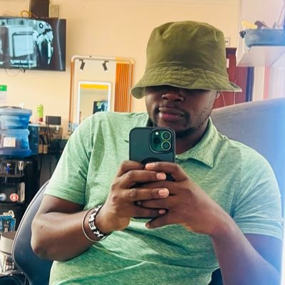 ZoomAfrikapic's profile picture. cinematography is my thing..views are mine, 🤝