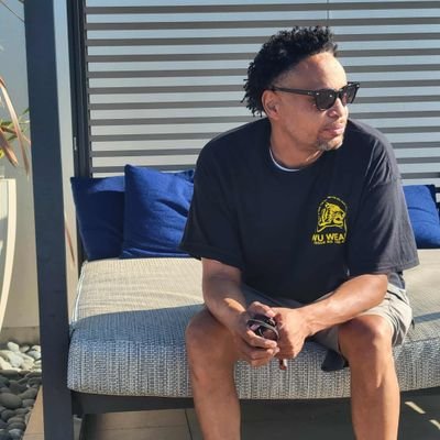 adansdaddy32's profile picture. Trust God