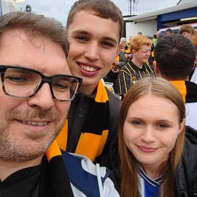 thesatellitekid's profile picture. Annoying, opinionated, habitual interruptor who loves his wife, kids, friends and The Wednesday!!!