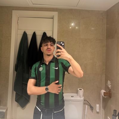 Nachoimena33's profile picture. es broma pero no es mentira.       https://t.co/s0s1VMS6wu