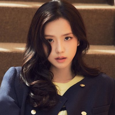 luvchichuuu's profile picture. • multi • a flower blooms here 🌷