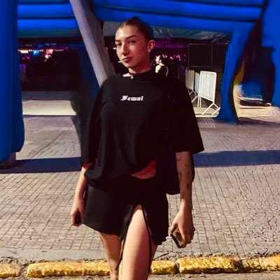 barbysalinasl's profile picture. 