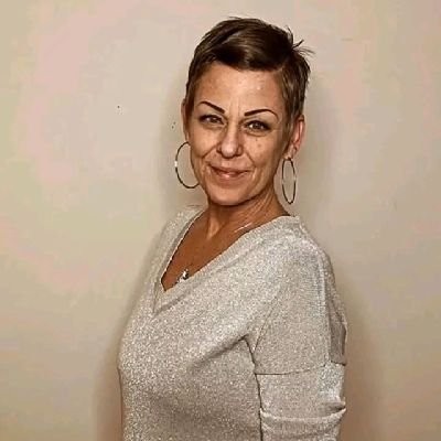 laylaforks99's profile picture. Success comes to does who believe in it