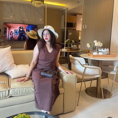bbsafie's profile picture. #임나연 #이채린 #제니 #강슬기 #아현 #EUGENE #BRITNEY #JLO #SATC #FRIENDS #GOSSIPGIRL