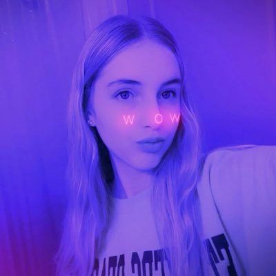 dammyyd_'s profile picture. 23 | Twitch streamer • Variety gamer • Designer ~ BA Design | Powered by @advancedgg | 💌: dammyybiz@gmail.com