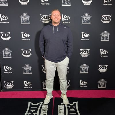 Ryan_Ky0203's profile picture. Bourbon and Sports ---

Former https://t.co/0cdFRiog87 basketball contributor ----
Now covering the Bearcats and doing podcasts for Bearcatsportshub.
