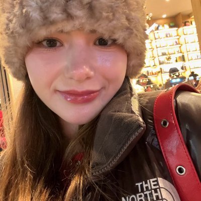 Emma2222333's profile picture. Live life to the fullest, love life with joy and laughter every day! ❤️ Inspirational quotes about nature, travel, art, the outdoors, and animals. A positive at