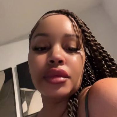 Anita7242571021's profile picture. 