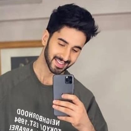 @DilAawara_