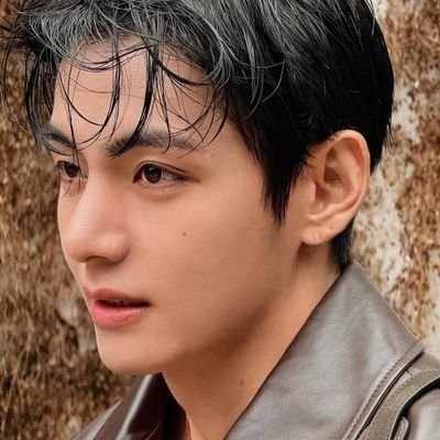 miinvse's profile picture. 📌 Traducciones + noticias + votaciones + contenido exclusivo de BTS | APOBANGPO
