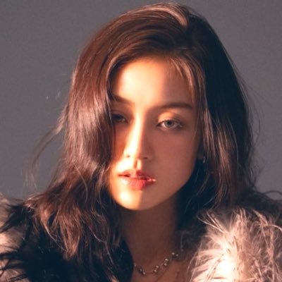 twicenjoyer's profile picture. I love all women