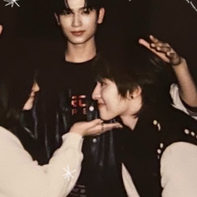 44_wonderland's profile picture. 