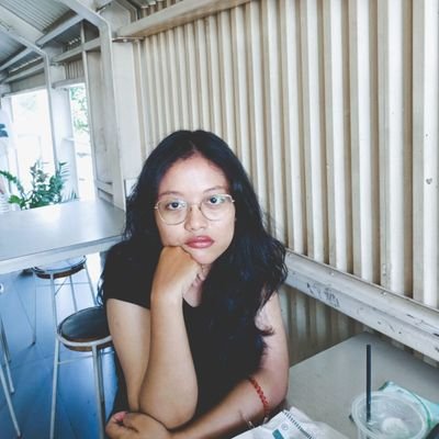 gwoodnain's profile picture. Dum spiro, spero