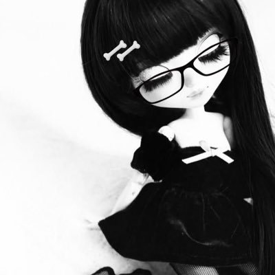 deadangeldolly's profile picture. 🇵🇱|| menhera || minor || ed/sh || 💉🚬🩻 ||