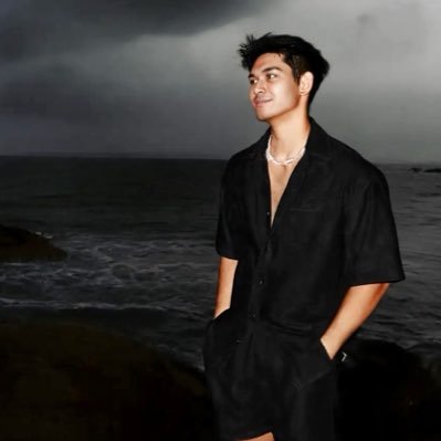 _itsfrhxn_'s profile picture. 