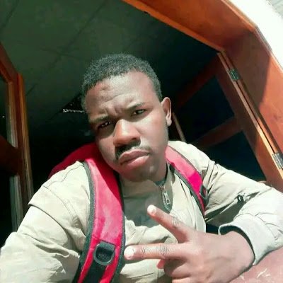 Francis98512828's profile picture. 