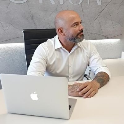 dorfofborges's profile picture. Economista/Esquerdista/São Paulino/Bayern de Munique