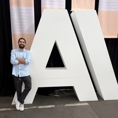 DaLucasGonzalez's profile picture. teaching models to use computers at anthropic. prev: google deepmind, google brain. opinions are my own.