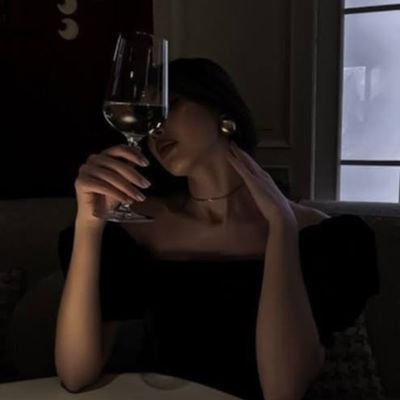 F9AsWine's profile picture.