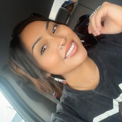 zhonsies's profile picture. i am one. i am all. i’m above & beyond                                      🎰