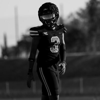 numbaa_26's profile picture. sean Davis class of 2027 height:5’6 weight:130 CB/Free safety Archer high school football/track