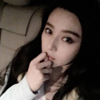 shitong717's profile picture. 随笔记录，别关注