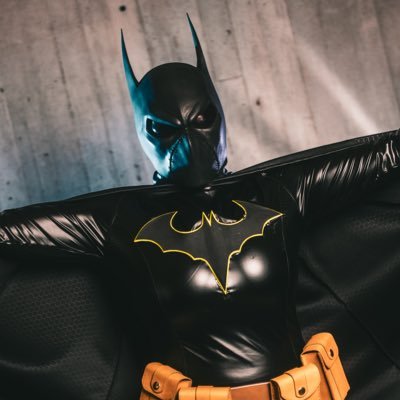 iziebuilds's profile picture. 25 || NJ/NYC Cosplayer, Comic Reader || she/her