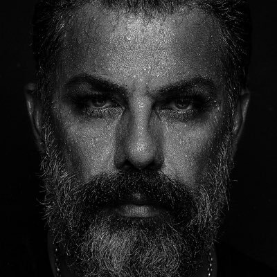 shrah_33's profile picture. روزگارم بد نیست ، عکاسی هم می کنم ، خرده هوشی هم دارم و سر سوزن ذوقی ، اگه بقیه کور نکنند